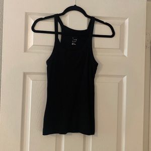 Ribbed black tank top